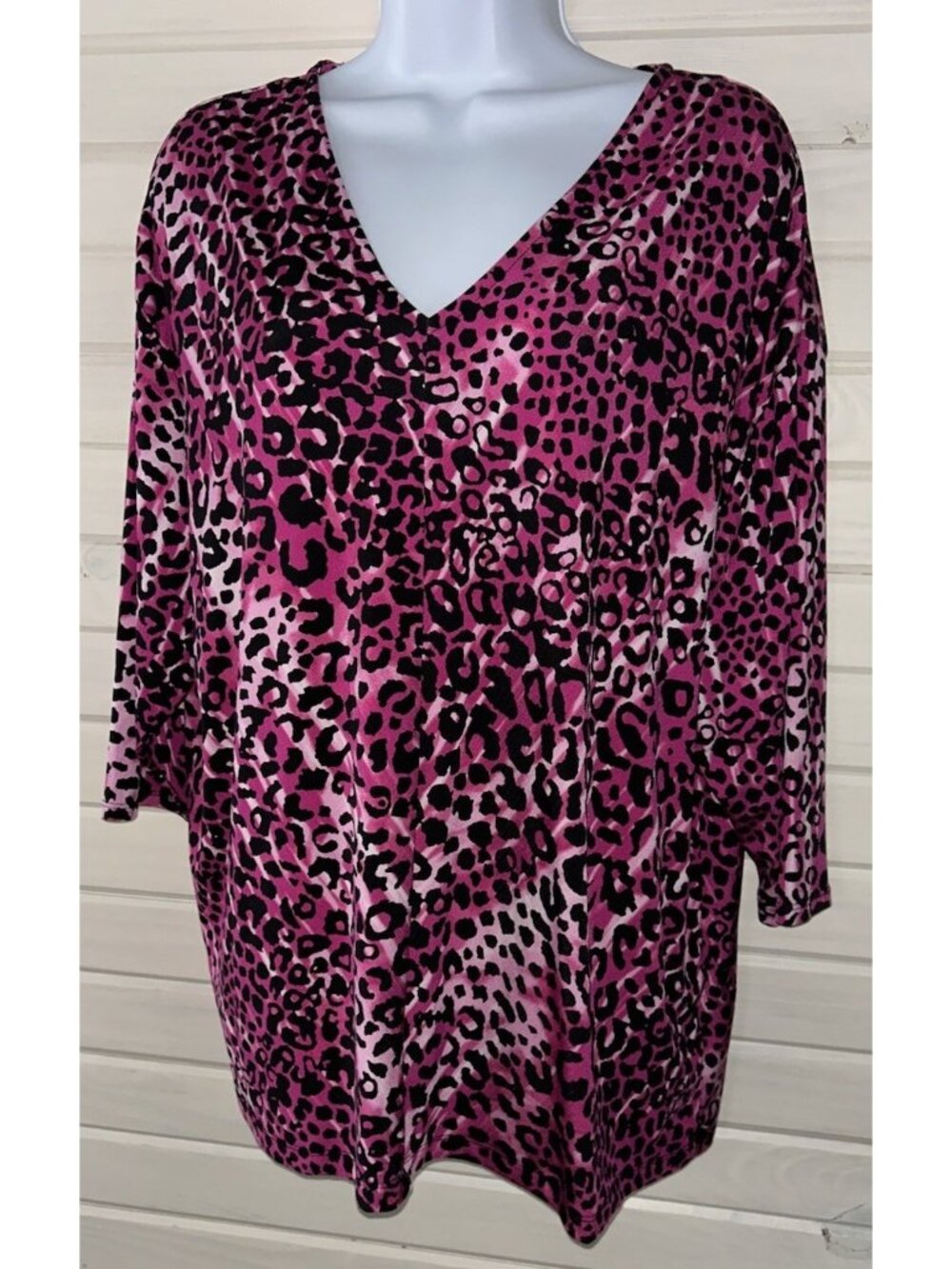 Dana Buchman Sz LARGE Fuchsia Leopard Abstract Stripes Top 3/4 Sleeve EUC